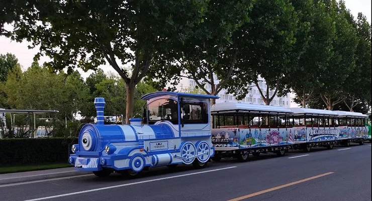 上岛！宇通纯电动观光小火车即将进驻海南海花岛