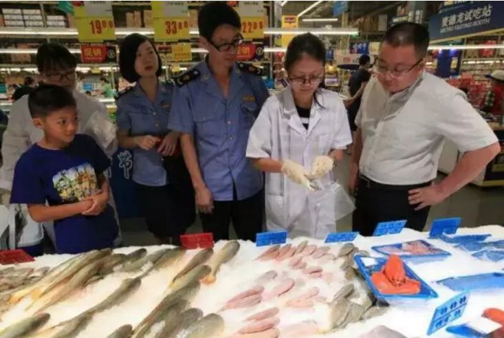 民以食为天 食品安全大于天——贵州食品安全检测车顺利交付