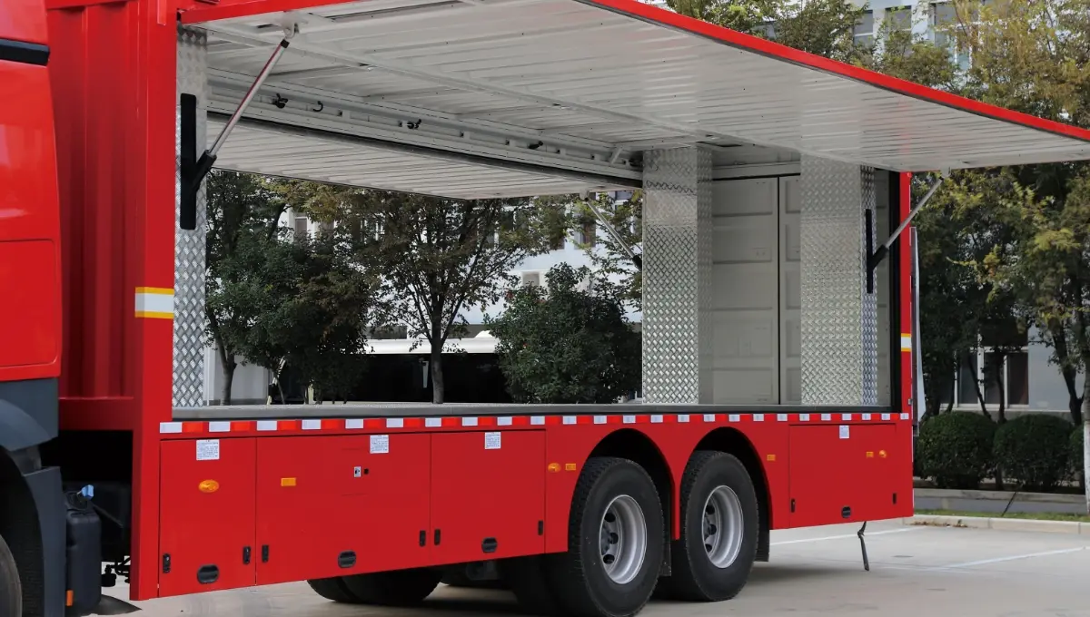12米器材运输保障车