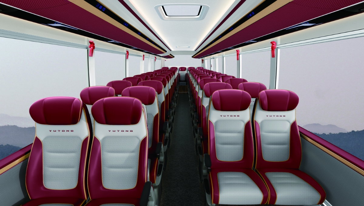 自动挡大型运兵车