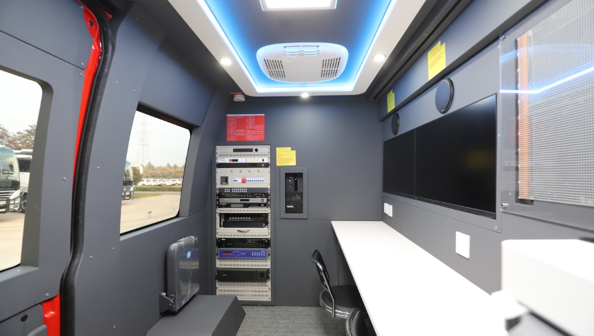 越野型宣传消防车（新闻采播车）