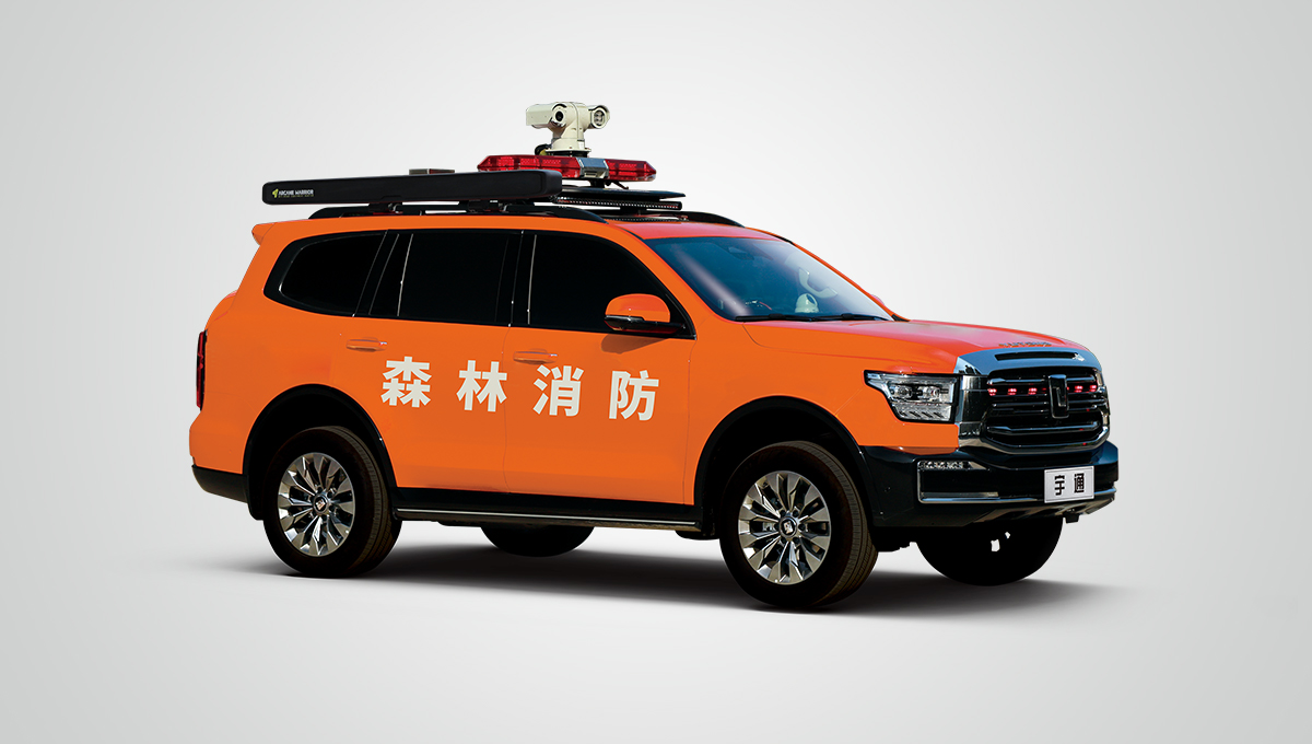 四驱通信指挥车