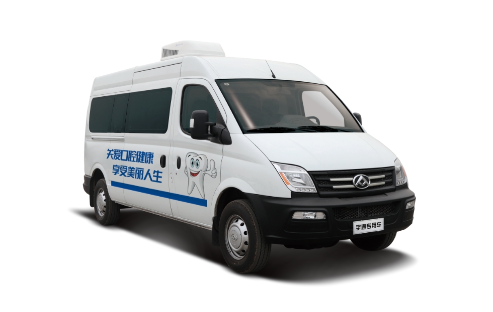 蓝牌牙科车