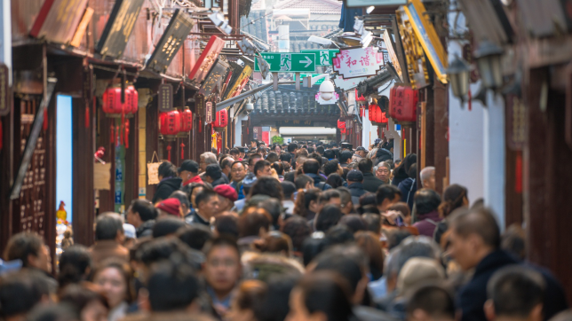 旅游业即将迎来春暖花开，宇通观光车助力旅游行业全面复苏