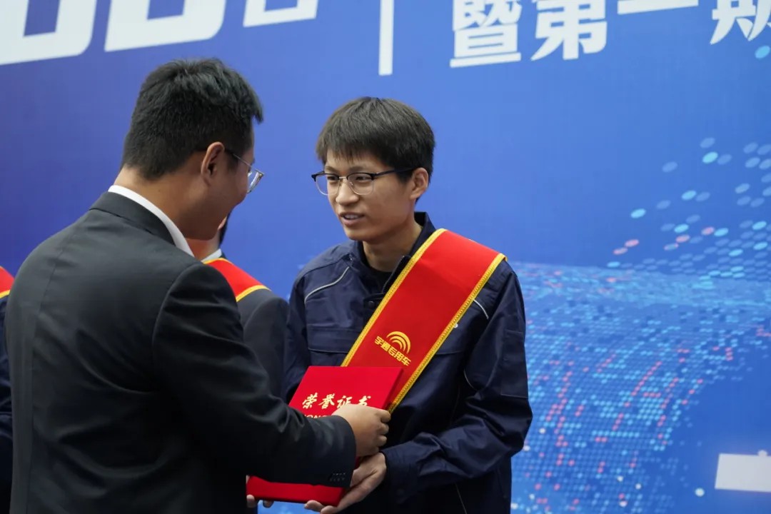 荣耀时刻，共启新程 | 宇通专用车第3000台整车下线仪式圆满举行