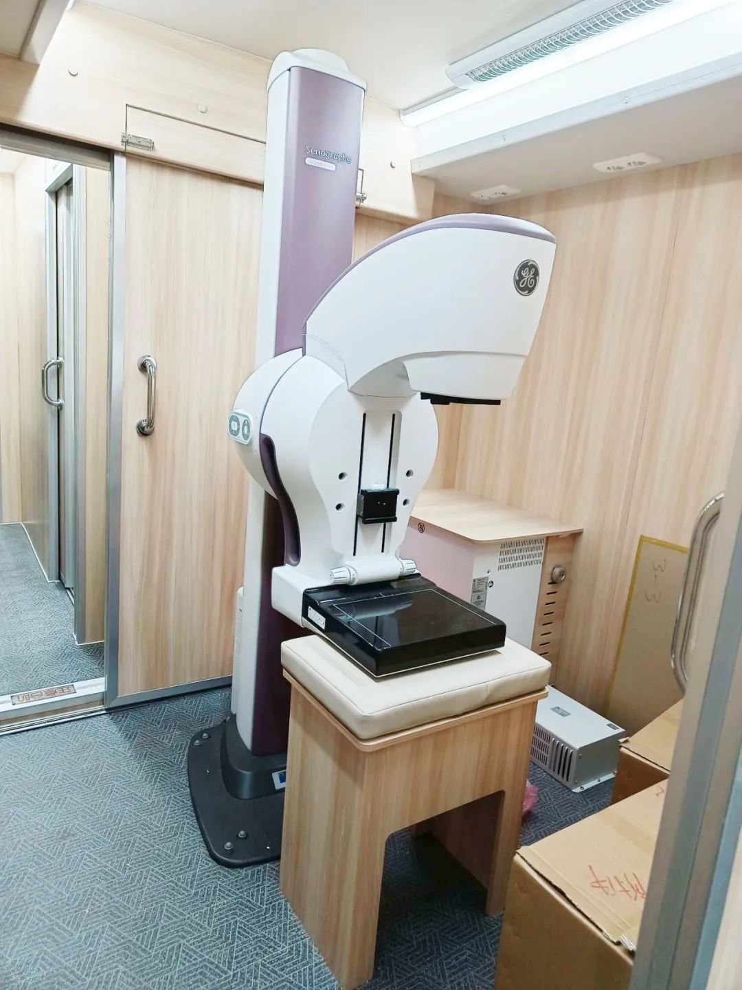 母亲节来临，宇通“两癌”筛查车贴心呵护女性健康！