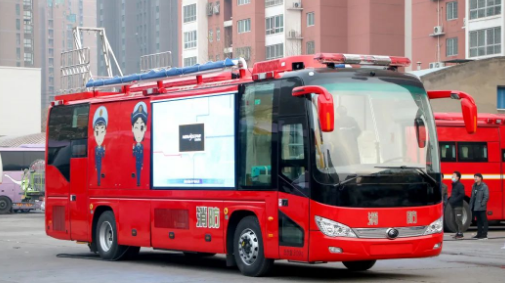 安全守护成长，宇通宣传消防车助力消防安全“开学第一课”！