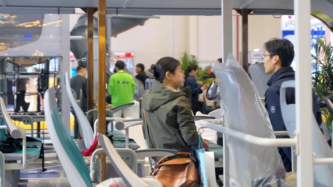 智趣出行，悦动未来！宇通观光车亮相2025中国（郑州）旅游休闲娱乐产业博览会