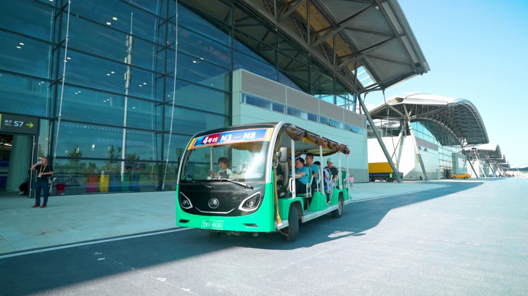 智趣出行，悦动未来！宇通观光车亮相2025中国（郑州）旅游休闲娱乐产业博览会