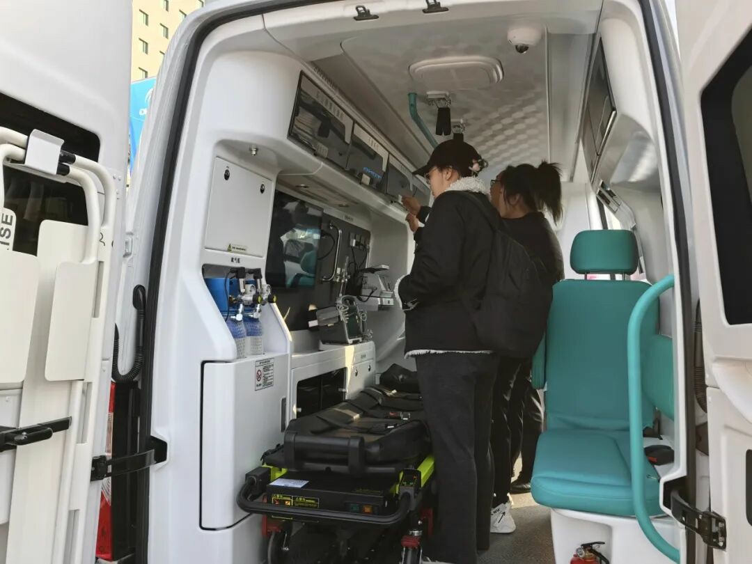 智慧响应,护航生命 | 宇通救护车参加第六届中国急救大会,共筑大急救体系 智慧响应,护航生命 | 宇通救护车参加第六届中国急救大会,共筑大急救体系