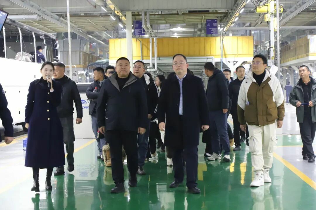 云南省旅游景区协会莅临宇通考察交流，共探旅游交通新未来