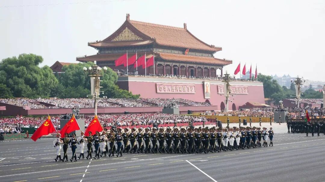 科技赋能警务 安全守护民生 | 宇通警用特种车参与九三阅兵保障任务