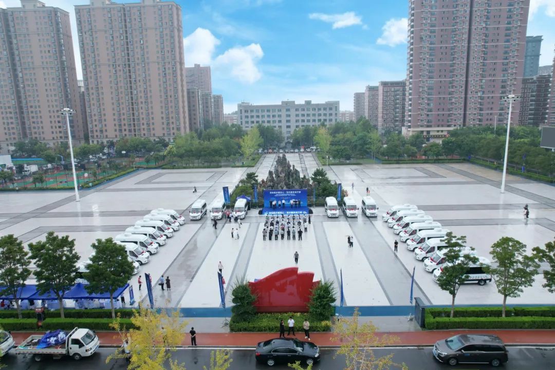 流动医疗暖民心·签约服务进万家! 宇通民生体检巡诊车助力滑县医共体建设